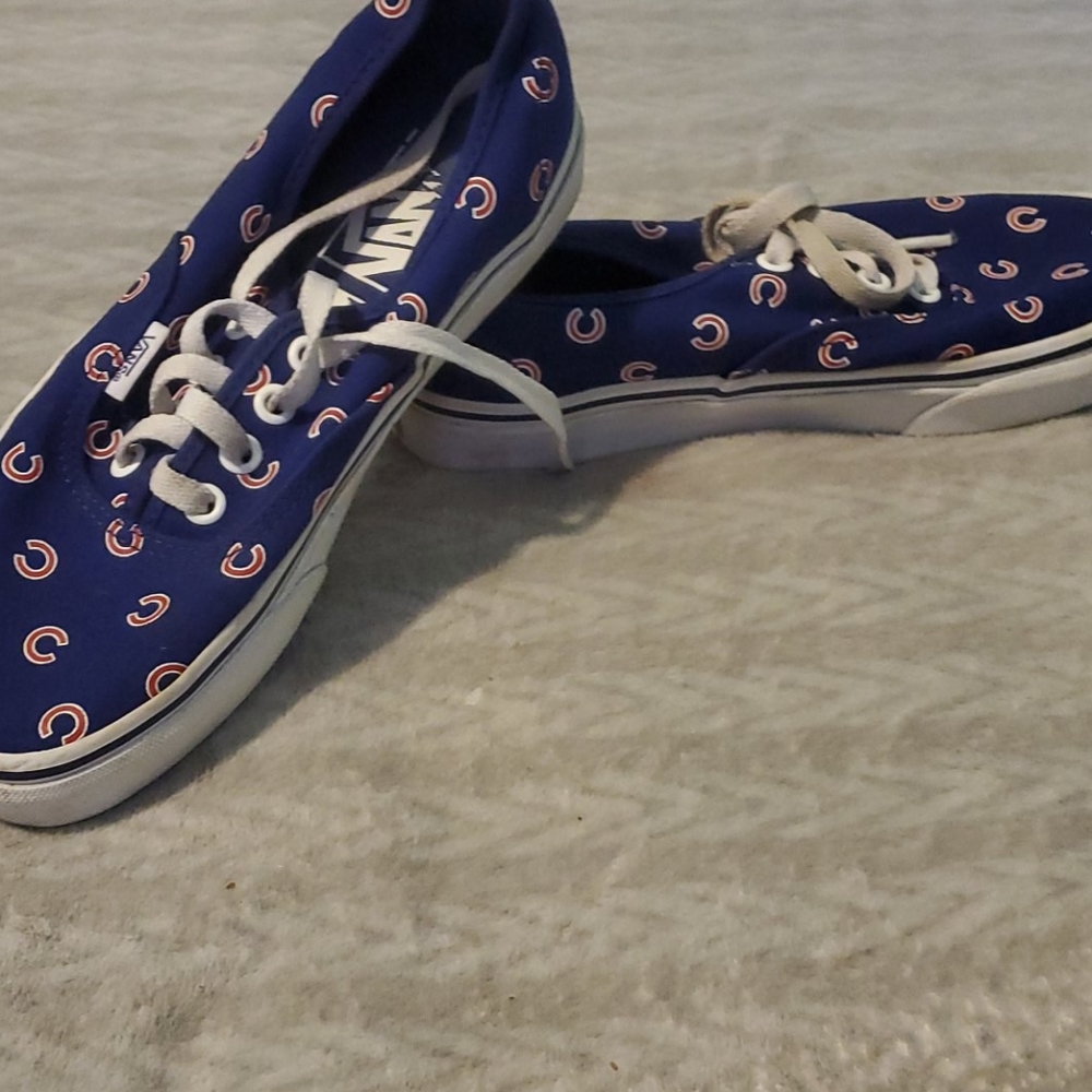 Brand new cubs vans